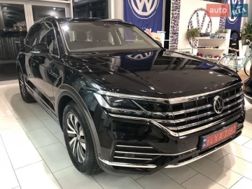 Авто Volkswagen Touareg 2019 № 7734225