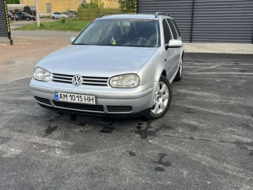 Авто Volkswagen Golf 2003 № 7734236