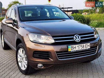 Авто Volkswagen Touareg 2012 № 7734299