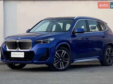 Авто BMW Ix1 2023 № 7734370