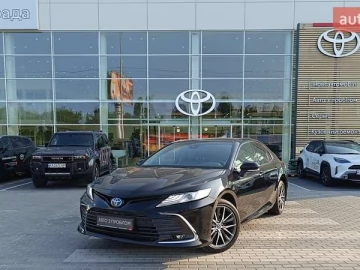 Авто Toyota Camry 2023 № 7734378