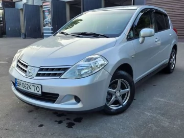Авто Nissan Tiida 2010 № 7734417
