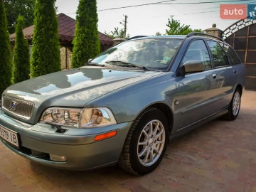 Авто Volvo V40 2003 № 7734485