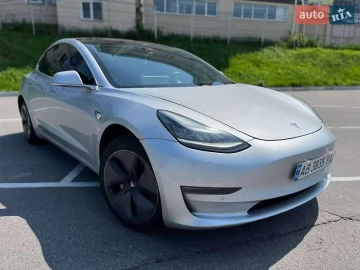 Авто Tesla Model 3 2018 № 7734568