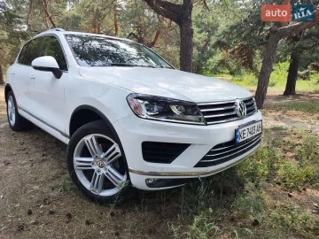 Авто Volkswagen Touareg 2015 № 7734863