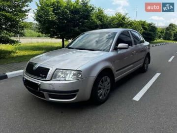 Авто Skoda Superb 2004 № 7734926
