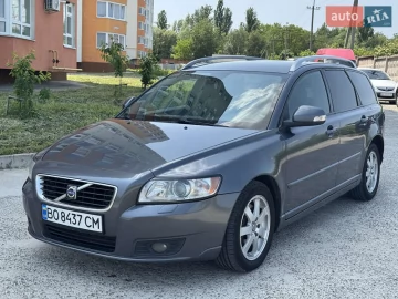 Авто Volvo V50 2009 № 7734944