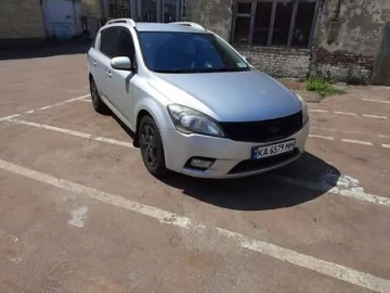 Авто KIA Ceed 2010 № 7735297
