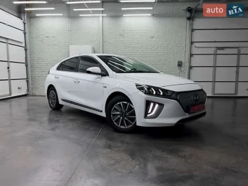 Авто Hyundai Ioniq 2020 № 7735344
