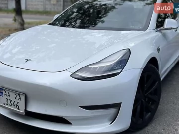 Авто Tesla Model 3 2018 № 7735346