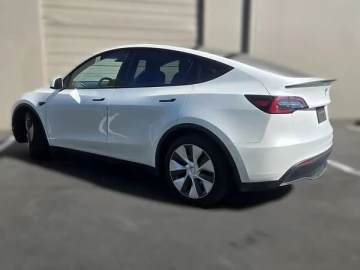 Авто Tesla Model Y 2020 № 7735357