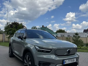 Авто Volvo Xc40 2021 № 7735412