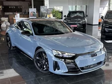 Авто Audi Rs E-Tron Gt 2023 № 7735429