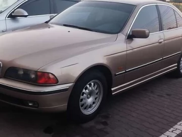 Авто BMW 5 Series 2000 № 7735452