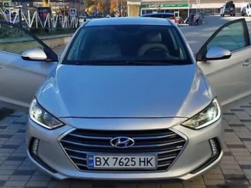 Авто Hyundai Elantra 2018 № 7735520