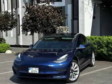 Авто Tesla Model 3 2018 № 7735585