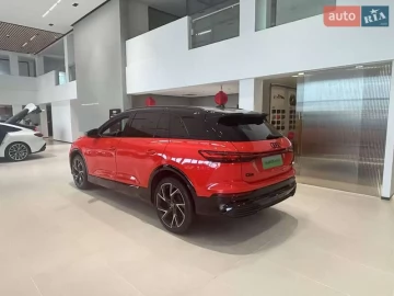 Авто Audi Q5 E-Tron 2022 № 7735635