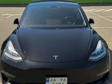 Авто Tesla Model 3 2019 № 7735875