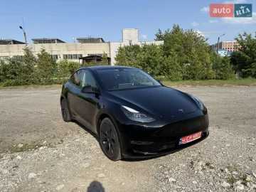 Авто Tesla Model Y 2024 № 7735928