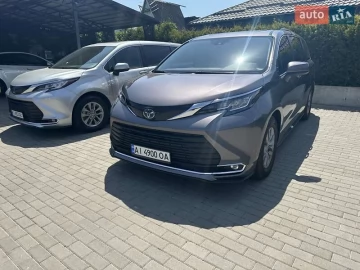 Авто Toyota Sienna 2023 № 7735944