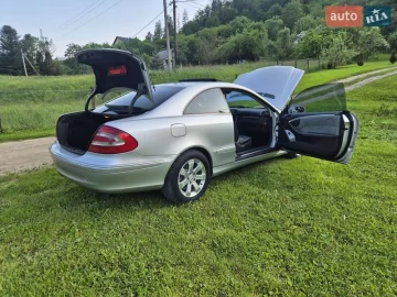 Авто Mercedes Clk-Class 2003 № 7736051