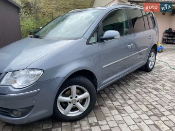 Авто Volkswagen Touran 2008 № 7736060