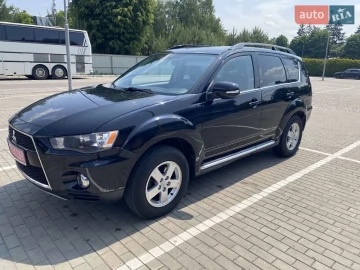 Авто Mitsubishi Outlander Xl 2012 № 7736110