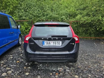 Авто Volvo V60 2012 № 7736112
