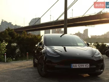 Авто Tesla Model 3 2019 № 7736173