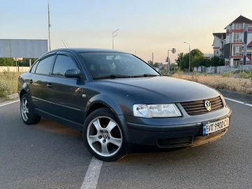 Авто Volkswagen Passat 1999 № 7736284