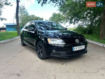Авто Volkswagen Jetta 2012 № 7736376
