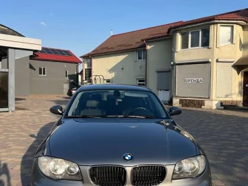 Авто BMW 1 Series 2008 № 7736381