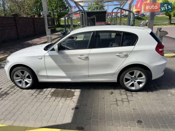 Авто BMW 1 Series 2010 № 7736407