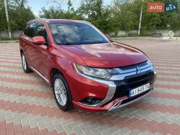 Авто Mitsubishi Outlander 2018 № 7736501
