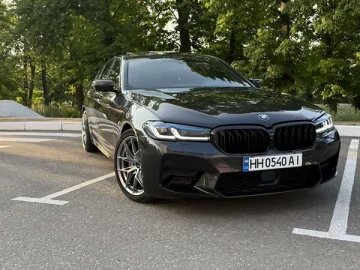 Авто BMW 5 Series 2018 № 7736638