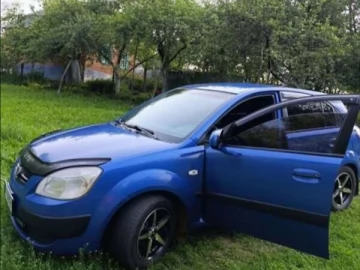 Авто KIA Rio 2006 № 7736844
