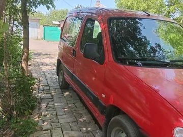 Авто Citroen Berlingo 2001 № 7737085