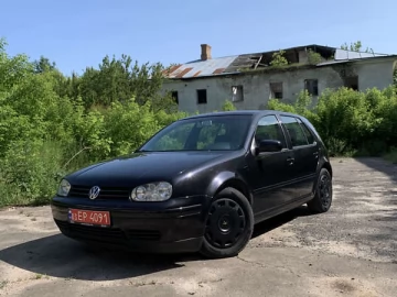 Авто Volkswagen Golf 2003 № 7737235
