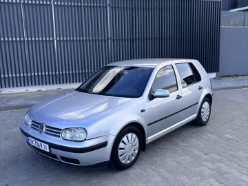 Авто Volkswagen Golf 2002 № 7737368