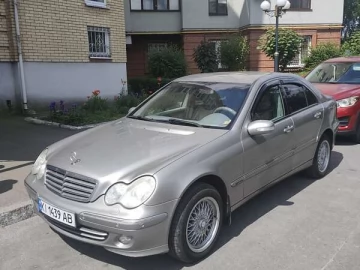 Авто Mercedes C-Class 2005 № 7737377