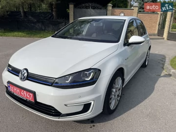 Авто Volkswagen E-Golf 2015 № 7737475
