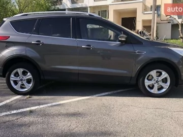 Авто Ford Kuga 2013 № 7737620