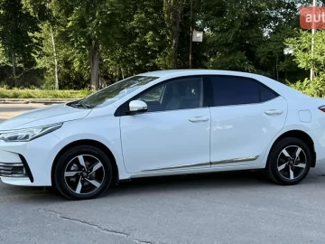 Авто Toyota Corolla 2017 № 7737623