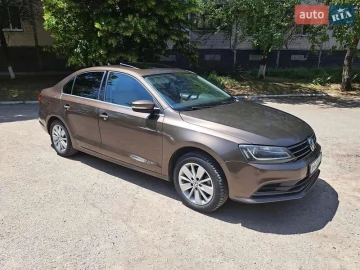 Авто Volkswagen Jetta 2015 № 7737632