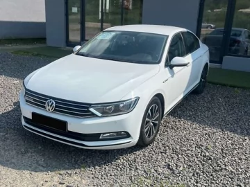 Авто Volkswagen Passat 2018 № 7737641