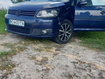 Авто Volkswagen Touran 2012 № 7737669