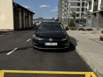 Авто Volkswagen E-Golf 2018 № 7737815