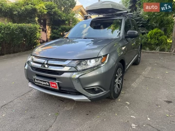 Авто Mitsubishi Outlander 2018 № 7737874