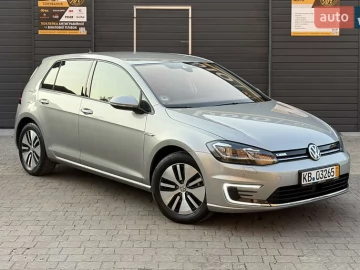 Авто Volkswagen E-Golf 2020 № 7737937