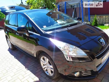 Авто Peugeot 5008 2010 № 7738021